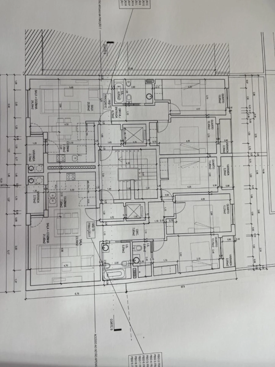 Apartamento T3 para Venda em Corroios Planta 1
