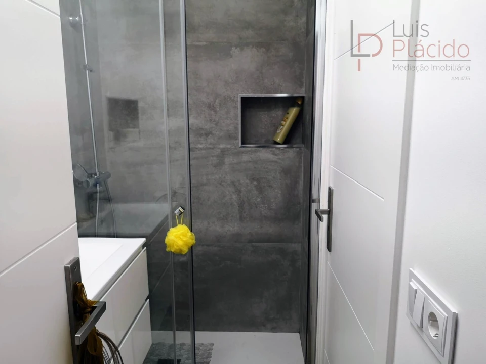 Moradia T2 para Venda em Sines Foto 12