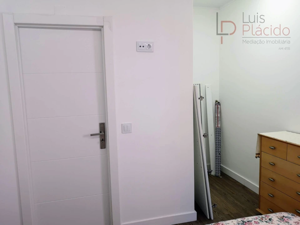 Moradia T2 para Venda em Sines Foto 13