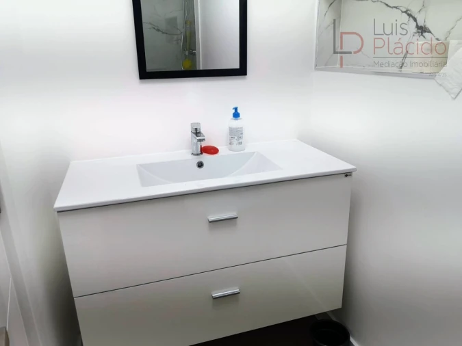 Moradia T2 para Venda em Sines Foto 8