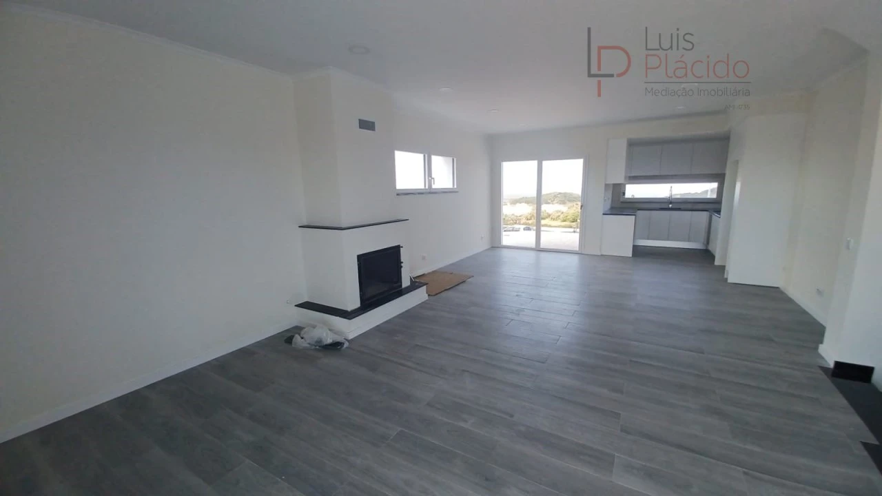 Moradia T4 para Venda em Santiago do Cacém, Santa Cruz e São Bartolomeu da Serra Foto 13