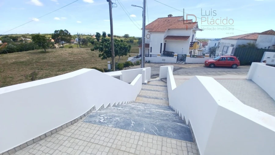 Moradia T4 para Venda em Santiago do Cacém, Santa Cruz e São Bartolomeu da Serra Foto 3