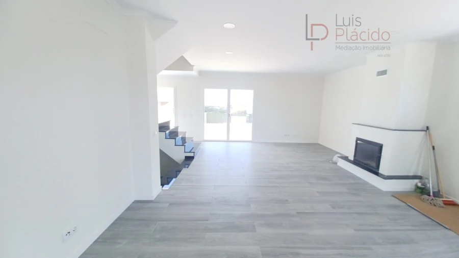 Moradia T4 para Venda em Santiago do Cacém, Santa Cruz e São Bartolomeu da Serra Foto 27