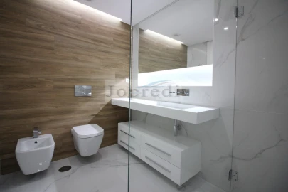 Apartamento T3 para Venda em Carcavelos e Parede