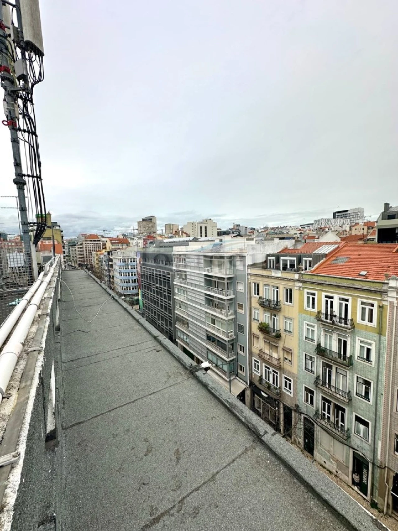 Apartamento T1 para Venda em Santo António Foto 24