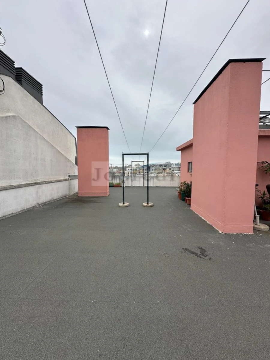 Apartamento T1 para Venda em Santo António Foto 22