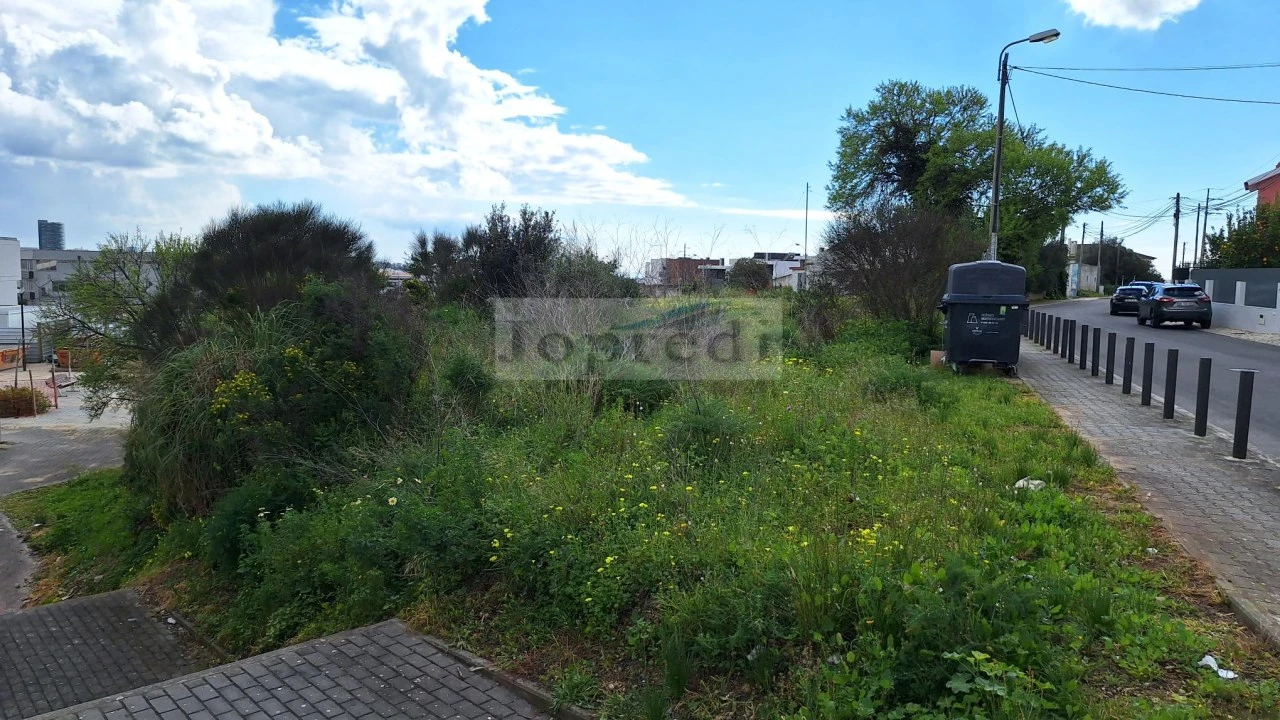 Terreno para Venda em Porto Salvo Foto 4