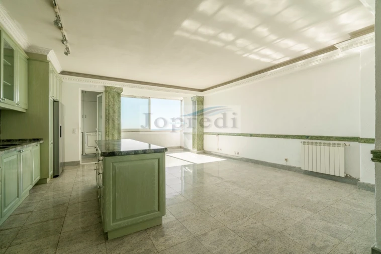 Apartamento T3 para Venda em Oeiras e São Julião da Barra, Paço de Arcos e Caxias Foto 8