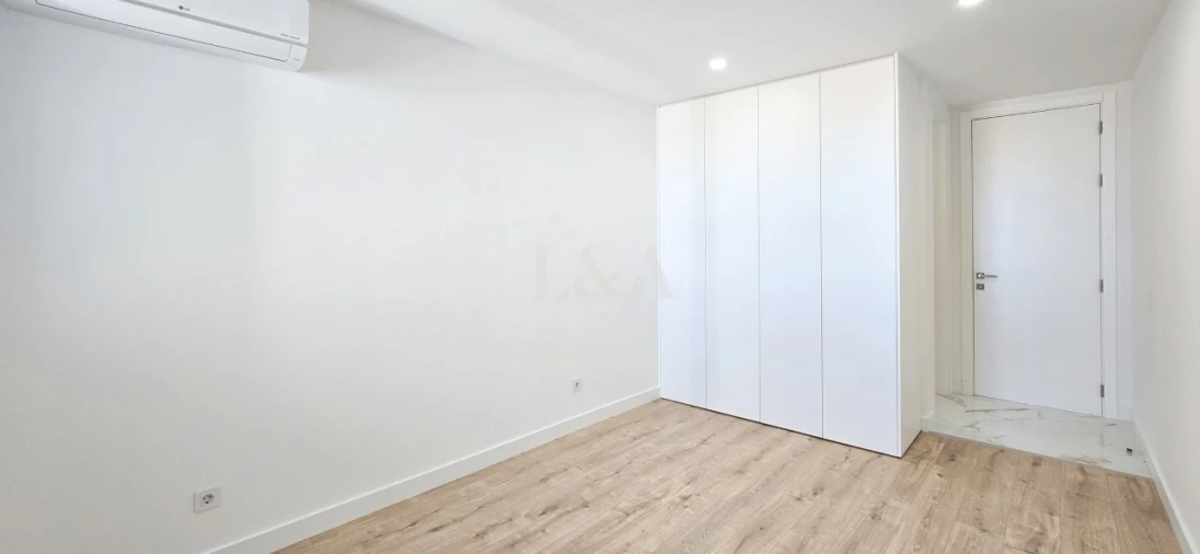 Apartamento T2 para Venda em Tavira (Santa Maria e Santiago) Foto 9