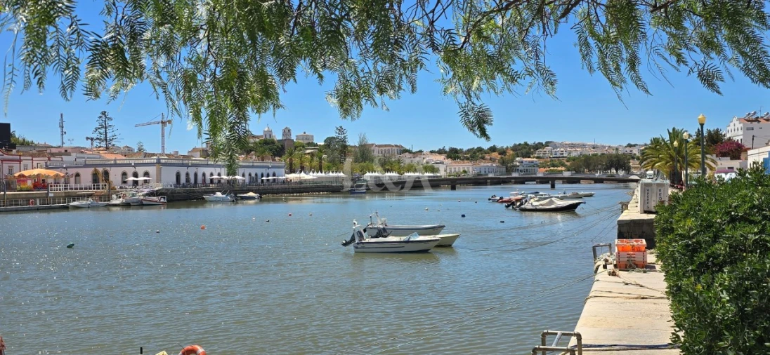 Apartamento T2 para Venda em Tavira (Santa Maria e Santiago) Foto 8