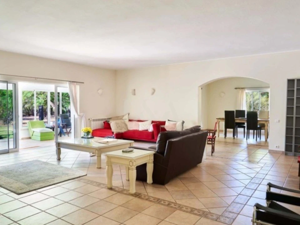 Moradia T5 para Venda em Alvor Foto 6