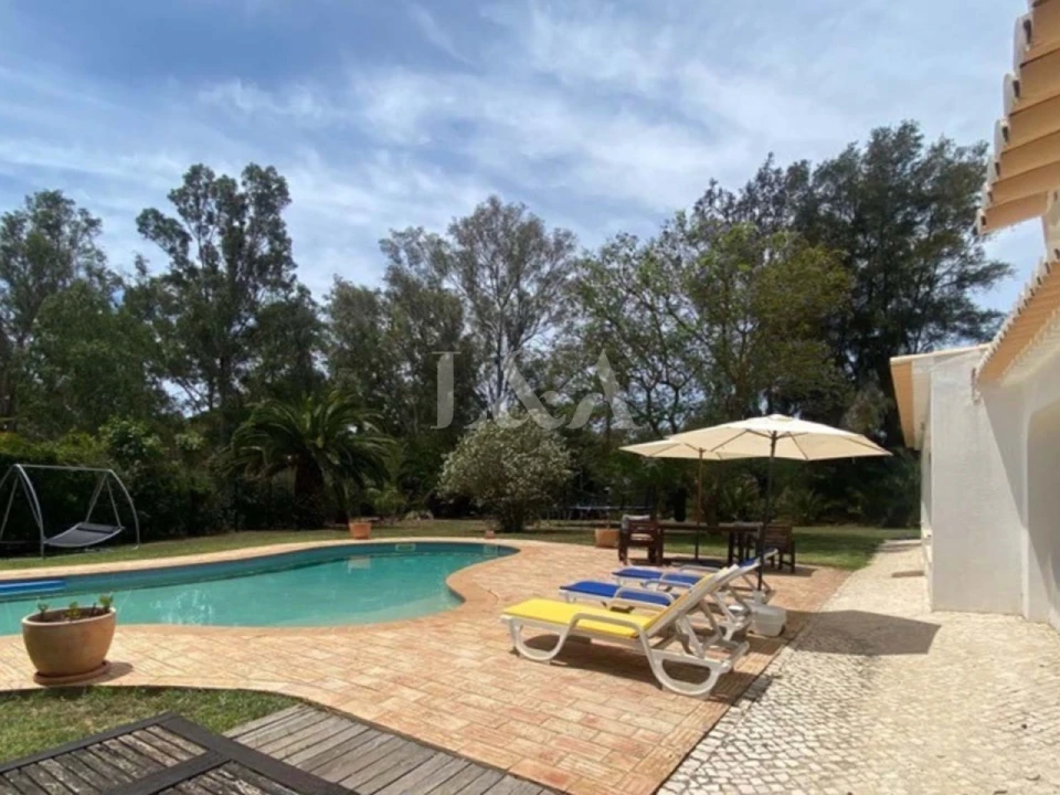 Moradia T5 para Venda em Alvor Foto 10