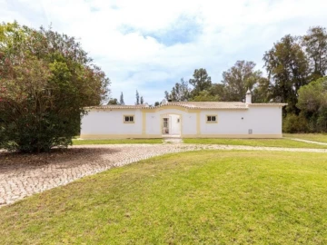 Moradia T5 para Venda em Alvor