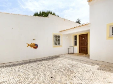 Moradia T5 para Venda em Alvor
