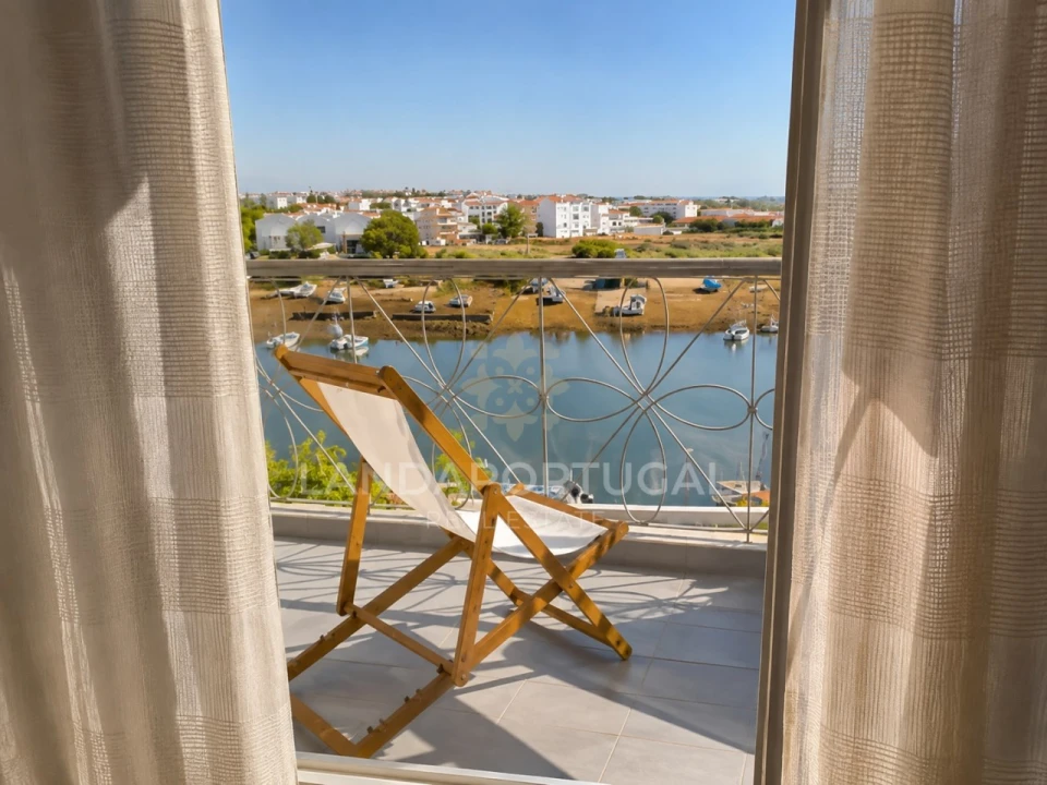 Moradia T3 para Venda em Tavira (Santa Maria e Santiago) Foto 4