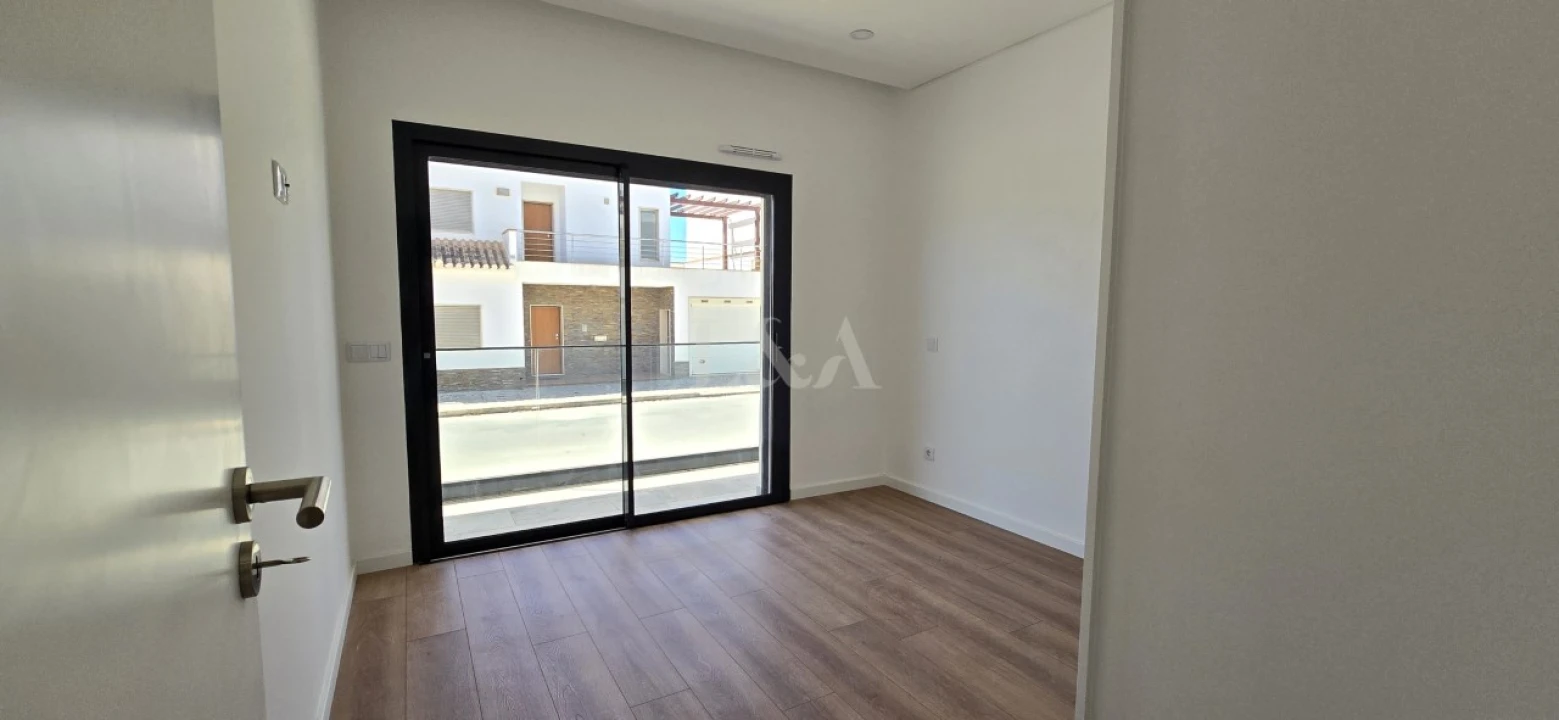 Apartamento T2 para Venda em Conceição e Cabanas de Tavira Foto 8