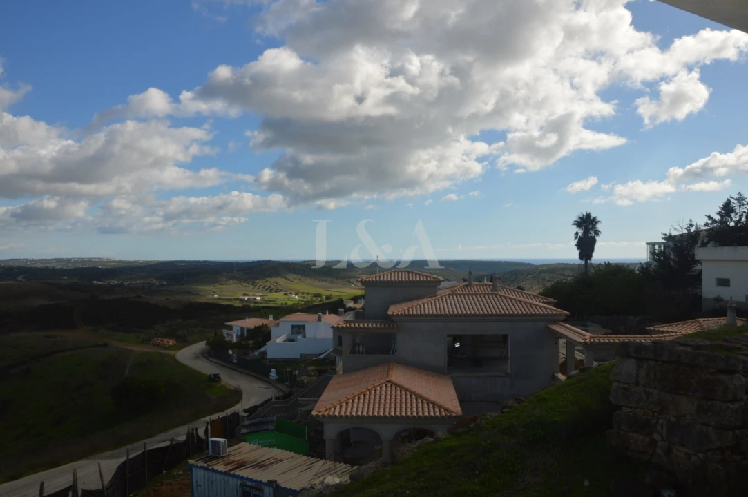 Terreno P/ Prédio para Venda em Budens Foto 7