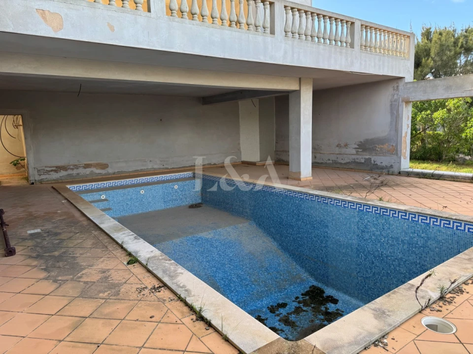 Terreno P/ Prédio para Venda em Budens Foto 13