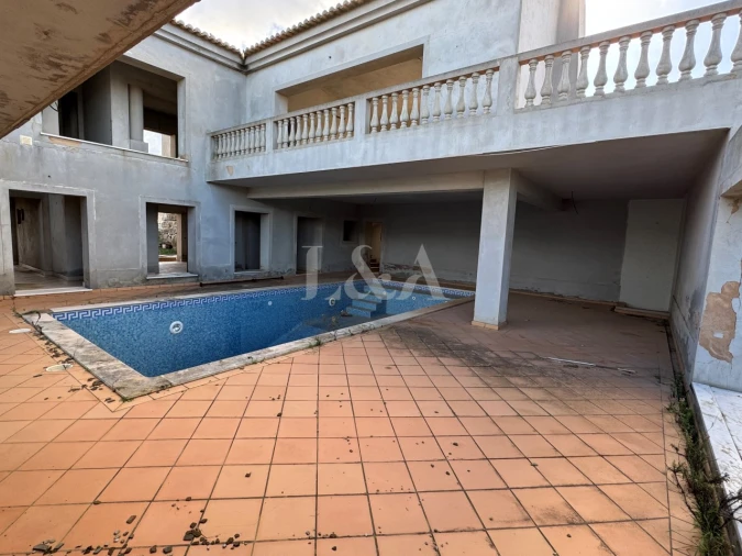 Terreno P/ Prédio para Venda em Budens Foto 12