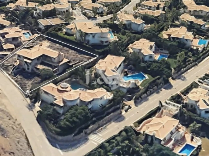 Terreno P/ Prédio para Venda em Budens Foto 17