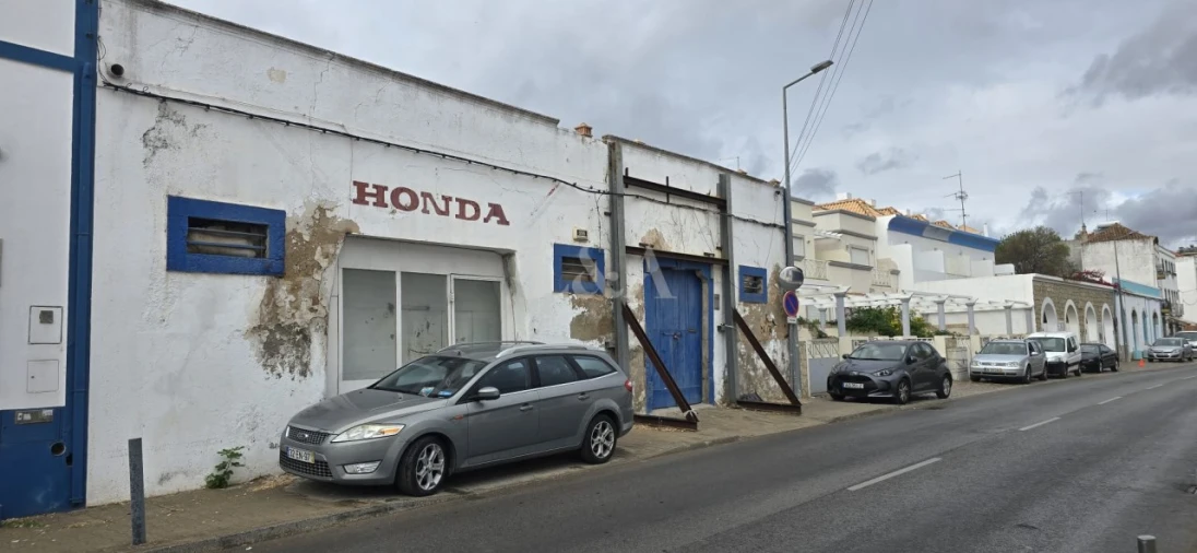 Armazém para Venda em Tavira (Santa Maria e Santiago) Foto 1