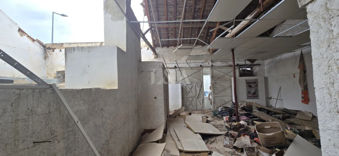 Armazém para Venda em Tavira (Santa Maria e Santiago) Foto 2