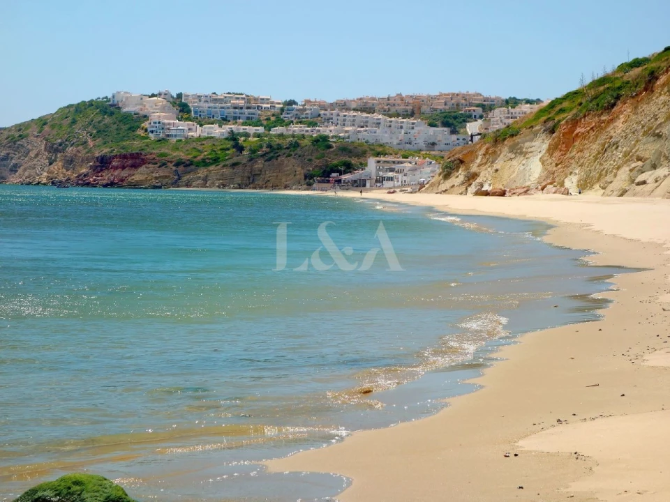 Terreno P/ Prédio para Venda em Budens Foto 8