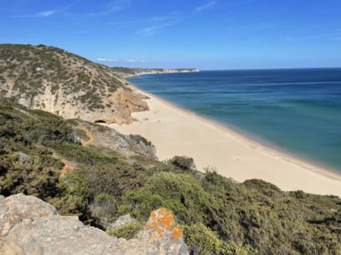 Terreno P/ Prédio para Venda em Budens Foto 6