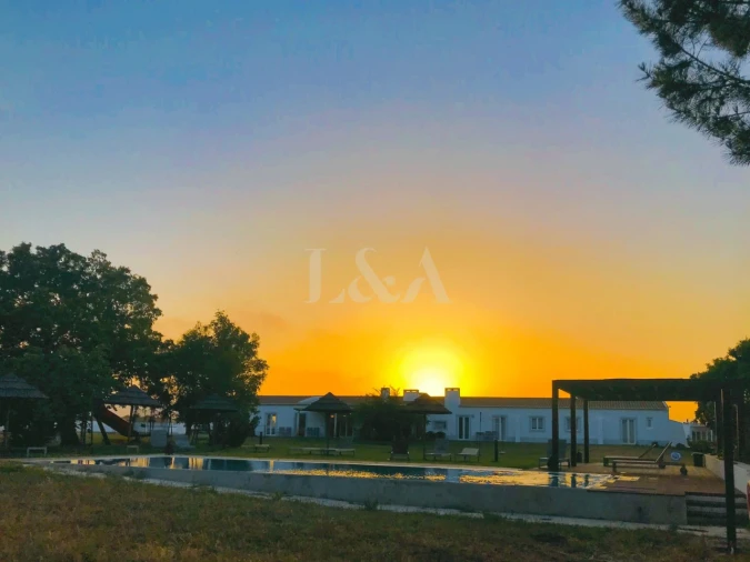 Negócio para Venda em São Teotónio Foto 13