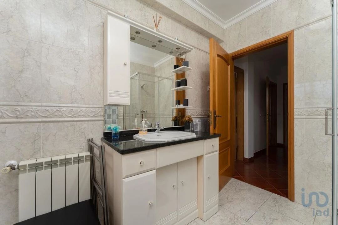 Moradia T4 para Venda em Monte Real e Carvide Foto 12