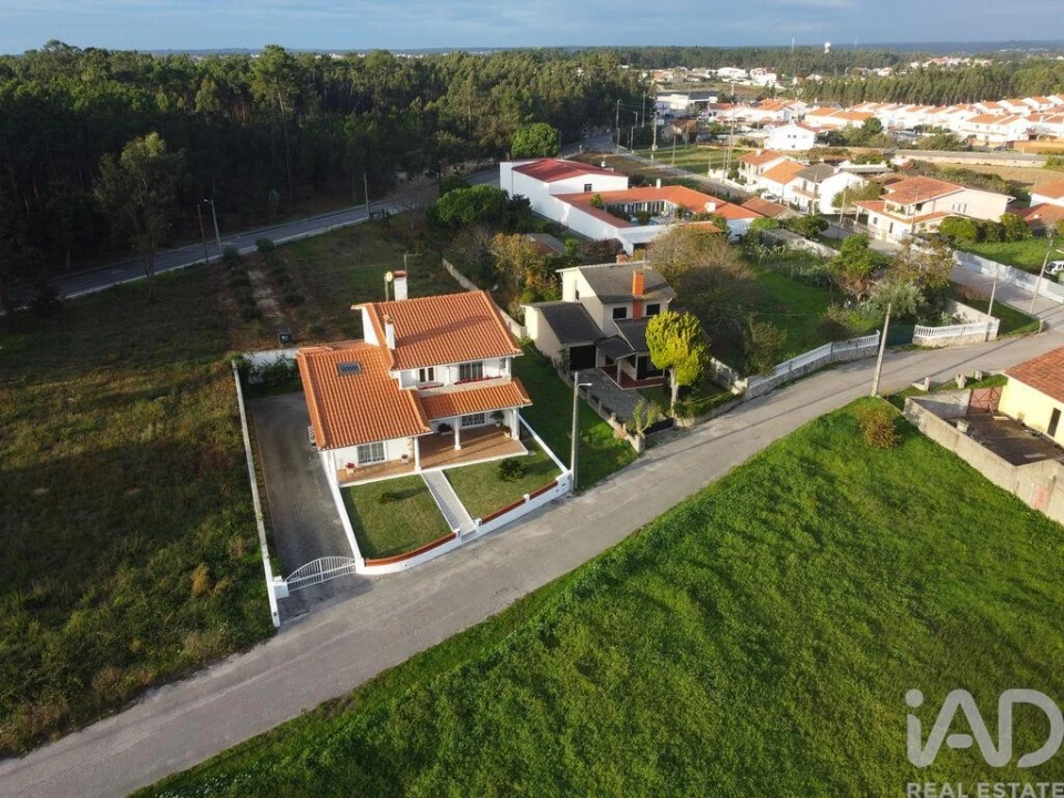 Moradia T4 para Venda em Monte Real e Carvide Foto 30