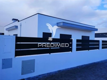 Moradia T3 para Venda em Fernao Ferro