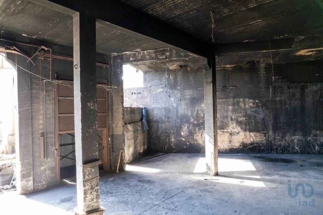 Armazém para Arrendamento em Nogueira do Cravo e Pindelo Foto 11