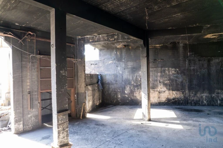 Armazém para Arrendamento em Nogueira do Cravo e Pindelo Foto 11