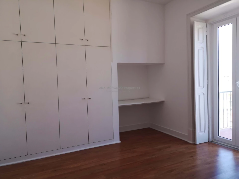 Apartamento T4 para Arrendamento em Agualva e Mira-Sintra Foto 16