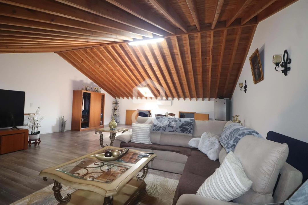 Apartamento T2 para Venda em Cabouco Foto 16