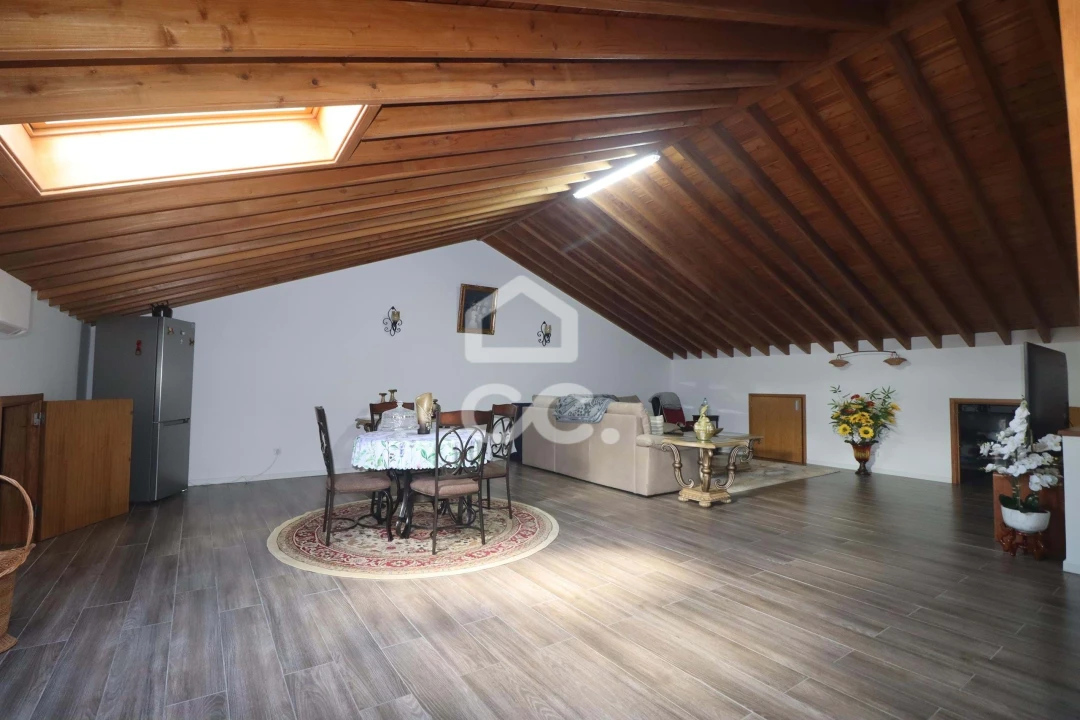 Apartamento T2 para Venda em Cabouco Foto 14