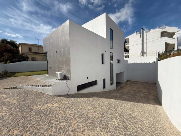 Moradia T3 para Venda em Lagos (São Sebastião e Santa Maria)
