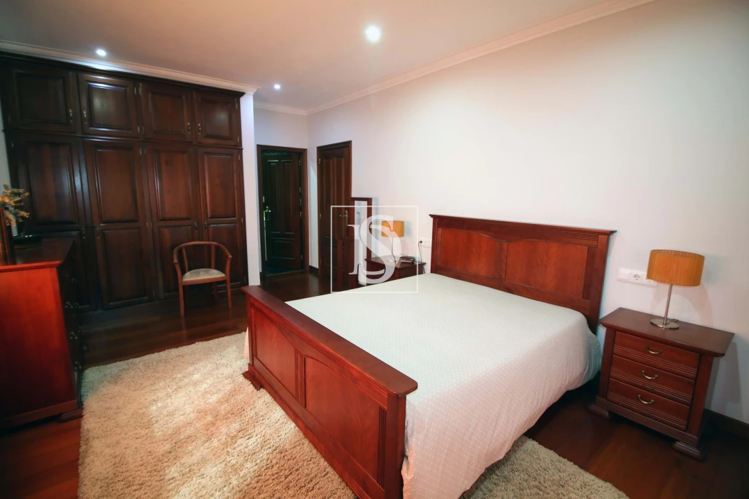 Moradia T6 para Venda em Martim Foto 17