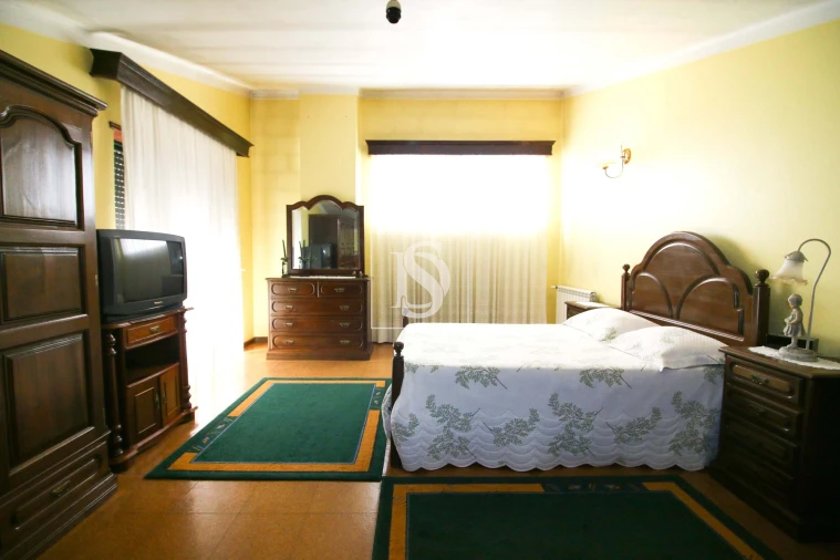 Moradia T6 para Venda em Martim Foto 25