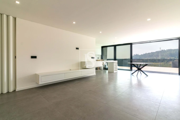 Moradia T3 para Venda em Morreira e Trandeiras Foto 8