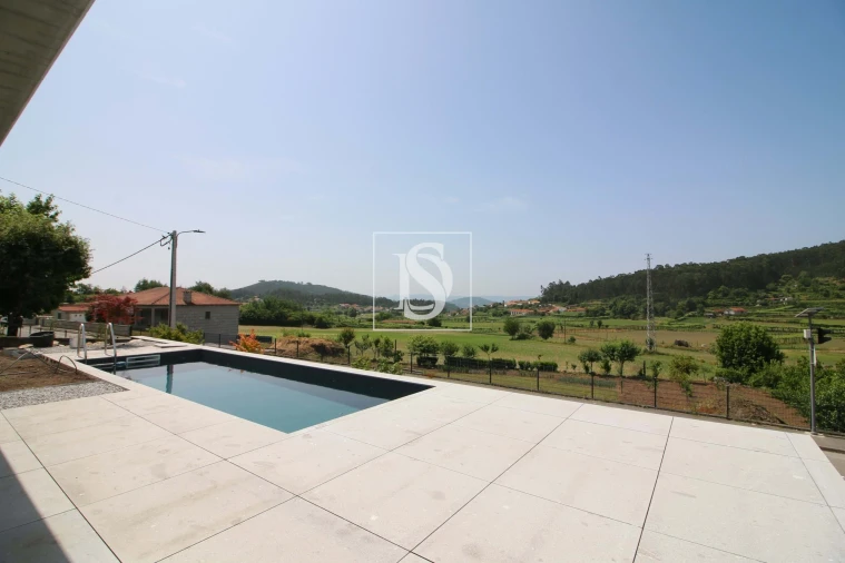 Moradia T3 para Venda em Morreira e Trandeiras Foto 6