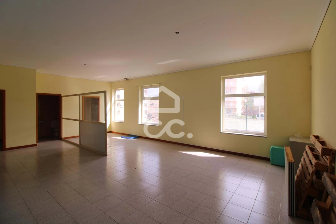 Negócio para Venda em Santa Maria Maior Foto 4