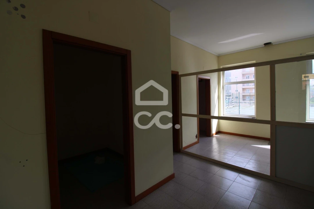 Negócio para Venda em Santa Maria Maior Foto 13