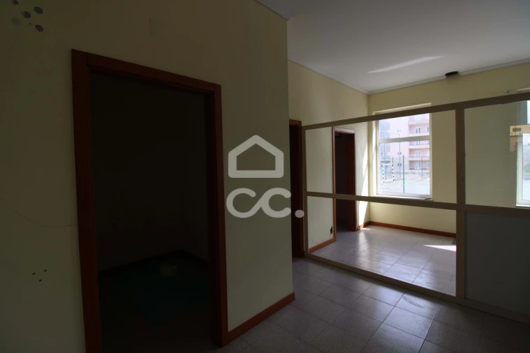 Negócio para Venda em Santa Maria Maior Foto 13