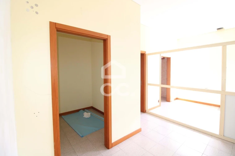 Negócio para Venda em Santa Maria Maior Foto 12