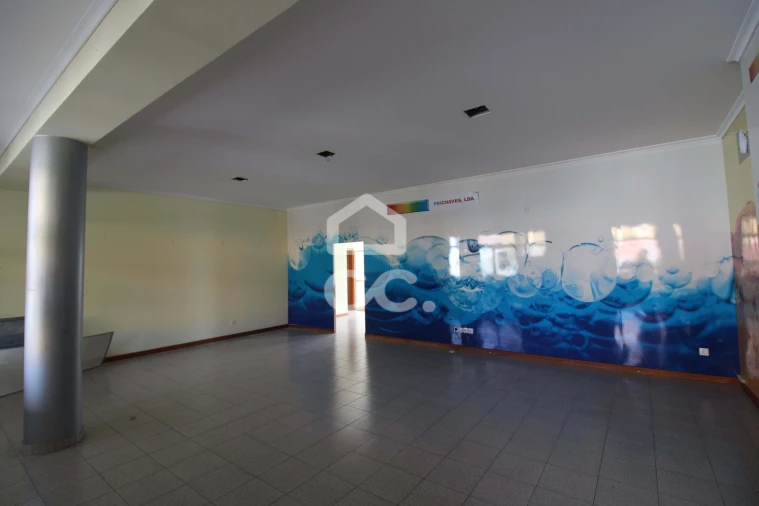 Negócio para Venda em Santa Maria Maior Foto 1