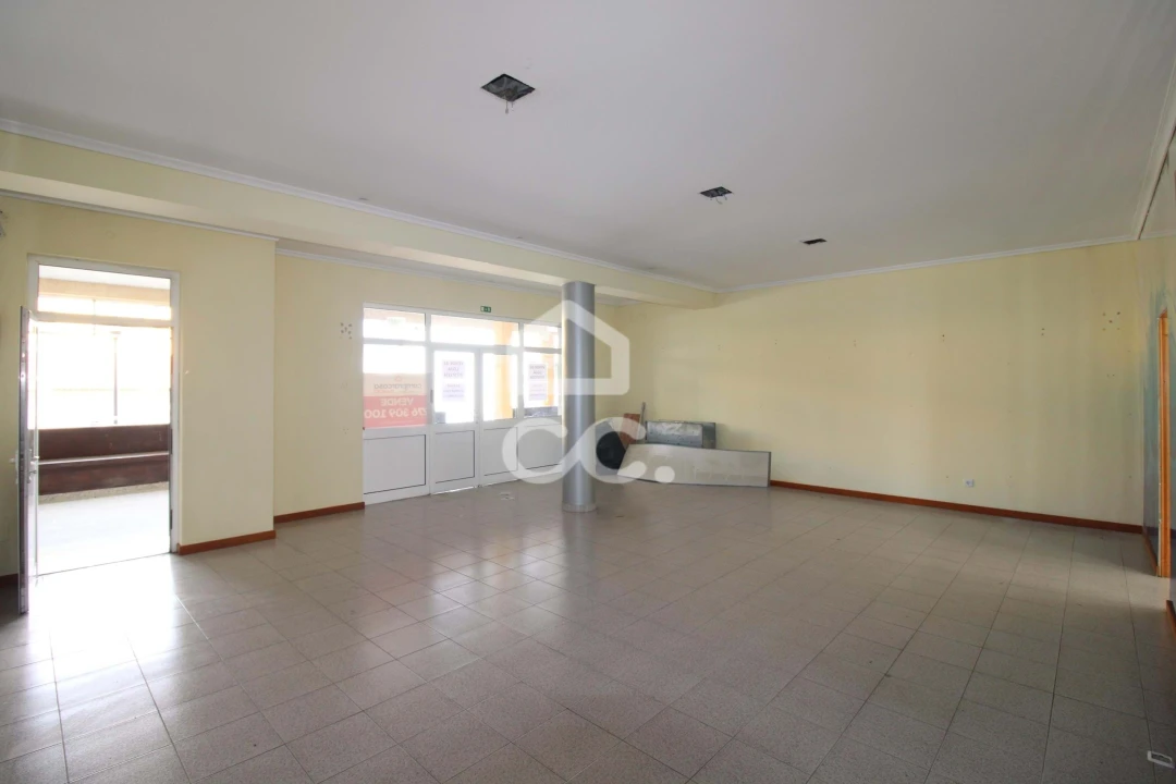 Negócio para Venda em Santa Maria Maior Foto 9