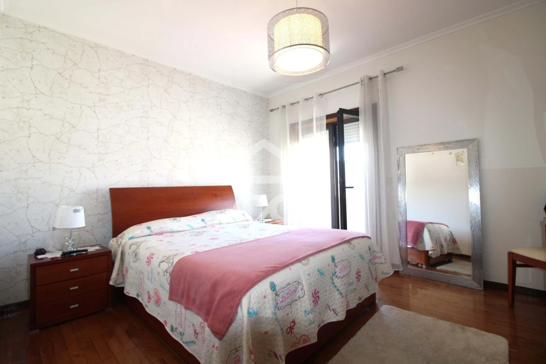 Apartamento T3 para Venda em Madalena e Samaiões Foto 2