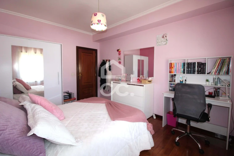 Apartamento T3 para Venda em Madalena e Samaiões